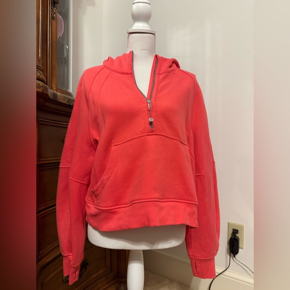 Lululemon Scuba Oversized 1/2 Zip Hoodie
Autumn Red size M/L - Picture 4 of 10